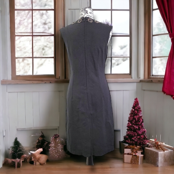 Women's black dress - Picture 4 of 6